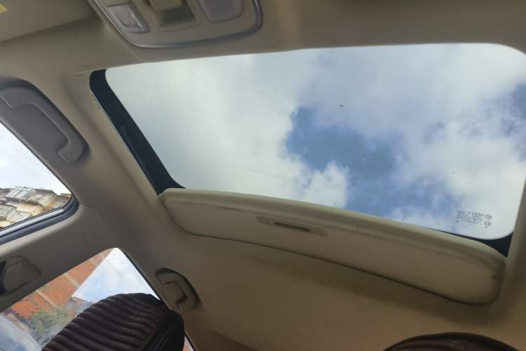 Used Geely Auto Vision X6 2018 1.8L Manual 4G Connect Luxury Edition Headliner