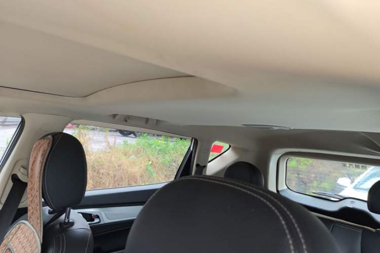 Used Geely Auto Vision X6 2018 1.8L Manual 4G Connect Luxury Edition Headliner