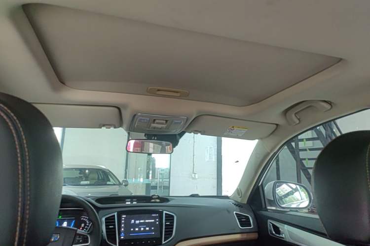 Used Geely Auto Vision X6 2018 1.4T CVT 4G Connected Luxury Version Headliner