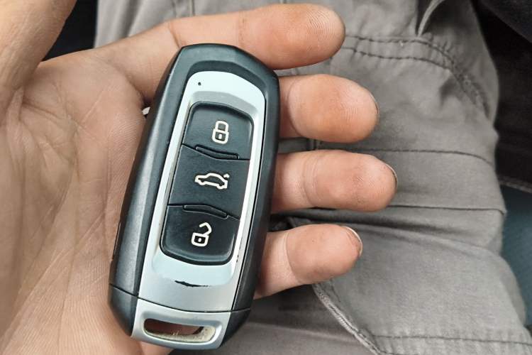 Used Geely Auto Vision X6 2018 1.4T CVT 4G Connected Luxury Version Interior 1