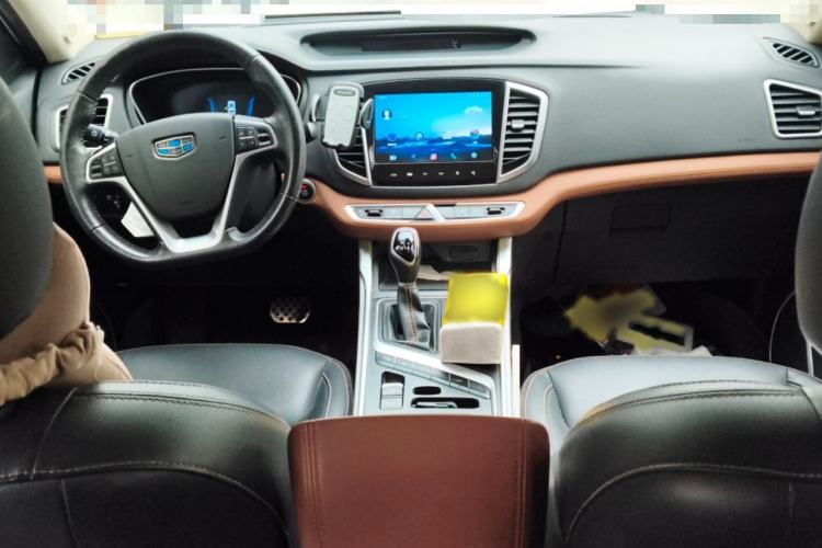 Used Geely Auto Vision X6 2018 1.4T CVT 4G Connected Luxury Version Interior 2
