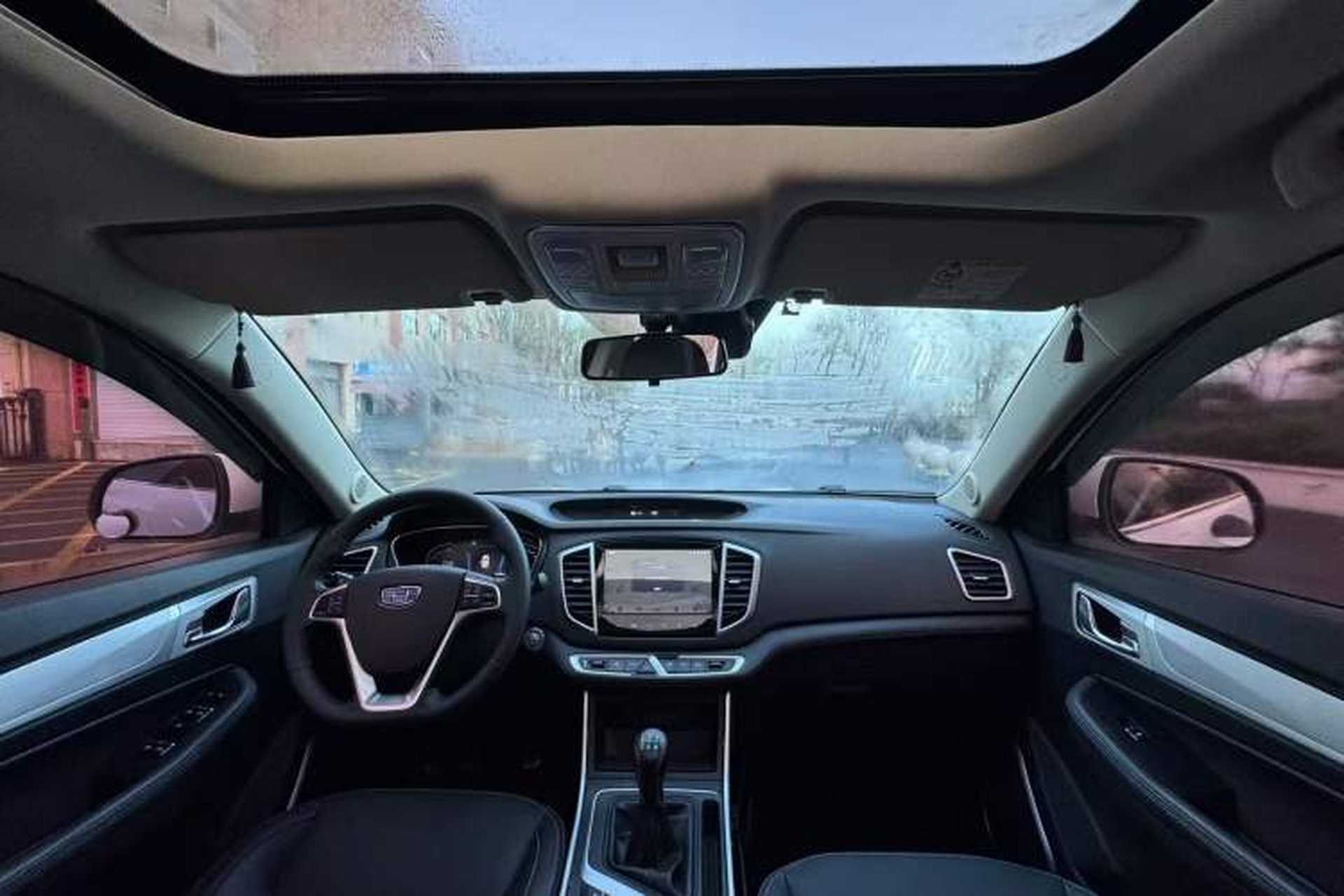 Used Geely Auto Vision X6 2018 1.8L Manual 4G Connect Luxury Edition Interior 3