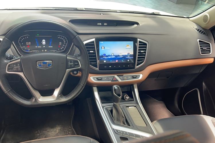 Used Geely Auto Vision X6 2018 1.4T CVT 4G Connected Luxury Version Interior 3
