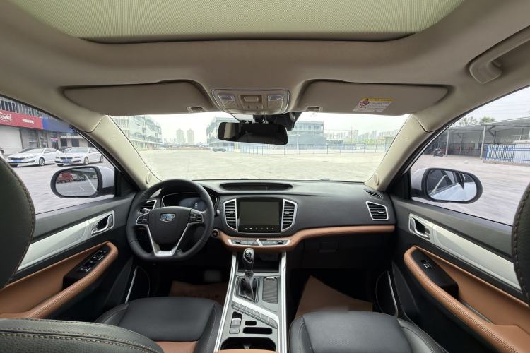 Used Geely Auto Vision X6 2018 1.4T CVT 4G Connected Flagship Edition Interior 4