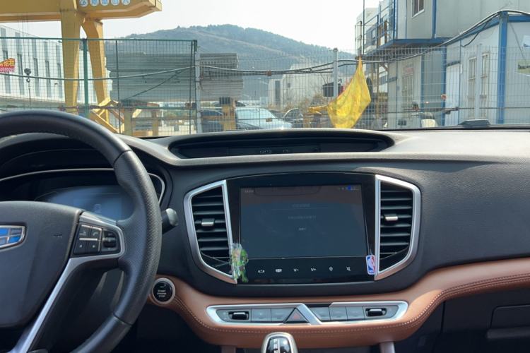 Used Geely Auto Vision X6 2018 1.4T CVT 4G Connected Flagship Edition Interior 4