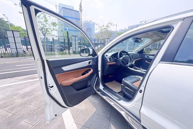 Used Geely Auto Vision X6 2018 1.4T CVT 4G Connected Luxury Version Interior 8