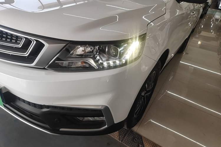 Used Geely Auto Vision X6 2018 1.4T CVT 4G Connected Flagship Edition Left Front Headlight