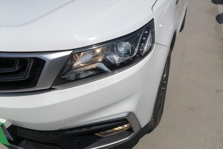 Used Geely Auto Vision X6 2018 1.4T CVT 4G Connected Luxury Version Left Front Headlight