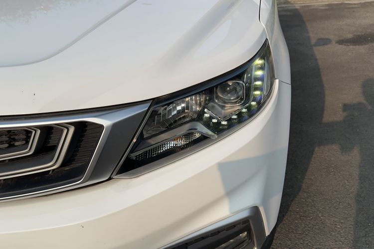 Used Geely Auto Vision X6 2018 1.8L Manual 4G Connect Luxury Edition Left Front Headlight