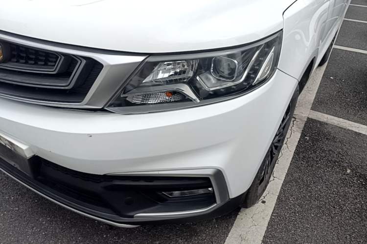 Used Geely Auto Vision X6 2018 1.8L Manual 4G Connect Luxury Edition Left Front Headlight