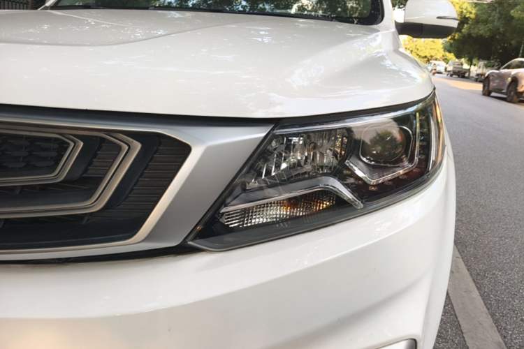 Used Geely Auto Vision X6 2018 1.8L Manual 4G Connect Luxury Edition Left Front Headlight