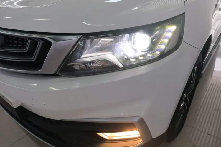 Used Geely Auto Vision X6 2018 1.4T CVT 4G Connected Flagship Edition Left Front Headlight