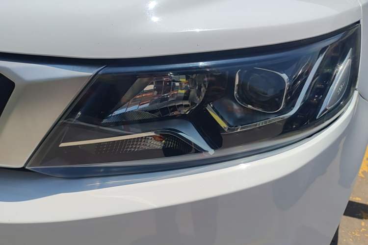 Used Geely Auto Vision X6 2018 1.8L Manual 4G Connect Luxury Edition Left Front Headlight