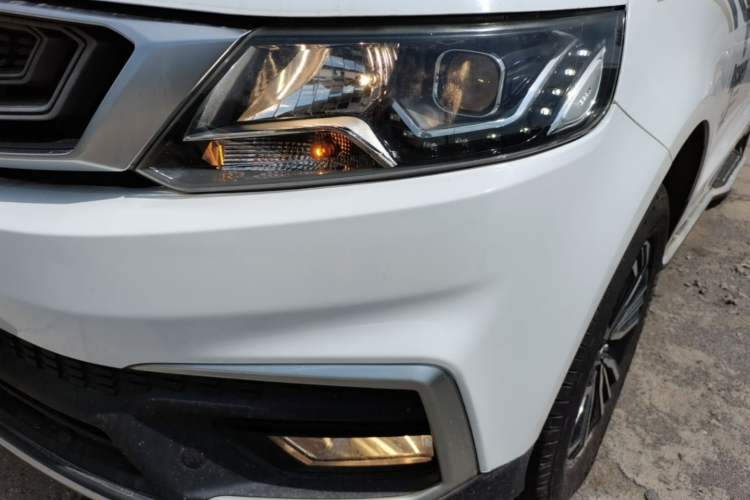 Used Geely Auto Vision X6 2018 1.8L Manual 4G Connect Luxury Edition Left Front Headlight
