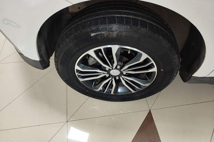 Used Geely Auto Vision X6 2018 1.8L Manual 4G Connect Luxury Edition Left Front Wheel Hub