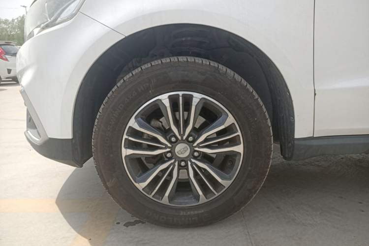 Used Geely Auto Vision X6 2018 1.8L Manual 4G Connect Luxury Edition Left Front Wheel Hub