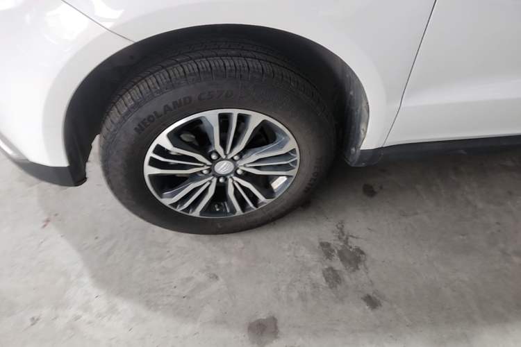 Used Geely Auto Vision X6 2018 1.8L Manual 4G Connect Luxury Edition Left Front Wheel Hub