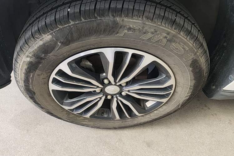 Used Geely Auto Vision X6 2018 1.8L Manual 4G Connect Luxury Edition Left Front Wheel Hub