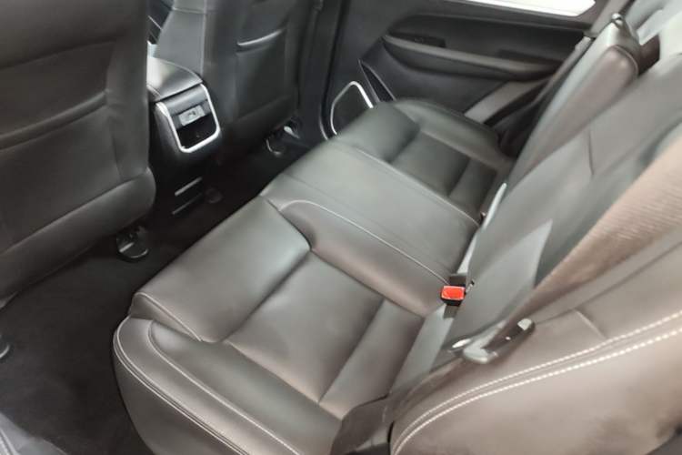 Used Geely Auto Vision X6 2018 1.8L Manual 4G Connect Luxury Edition Left Rear Seat