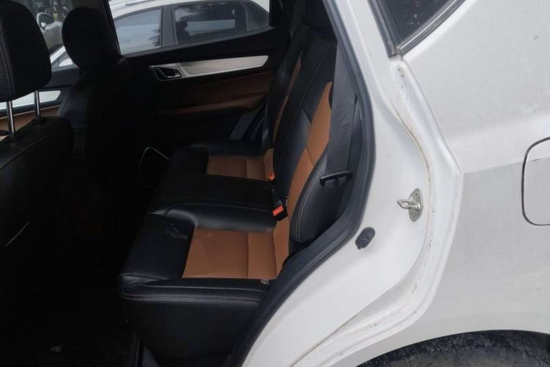 Used Geely Auto Vision X6 2018 1.4T CVT 4G Connected Luxury Version Left Rear Seat