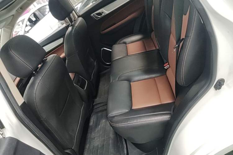 Used Geely Auto Vision X6 2018 1.4T CVT 4G Connected Flagship Edition Left Rear Seat