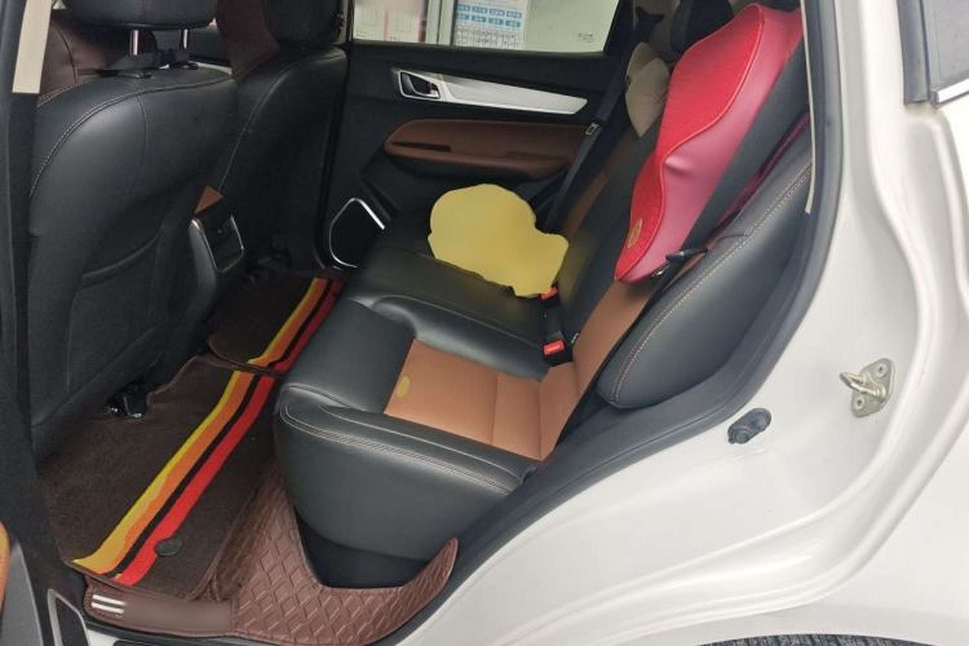 Used Geely Auto Vision X6 2018 1.4T CVT 4G Connected Luxury Version Left Rear Seat