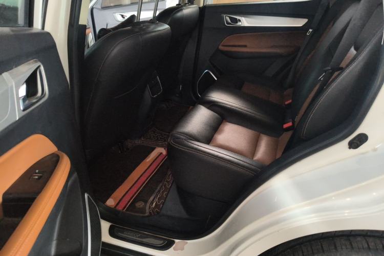 Used Geely Auto Vision X6 2018 1.4T CVT 4G Connected Luxury Version Left Rear Seat