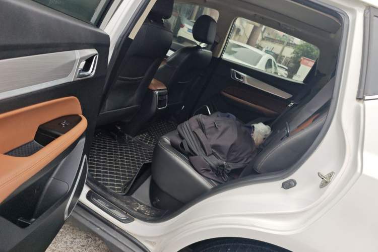 Used Geely Auto Vision X6 2018 1.4T CVT 4G Connected Flagship Edition Left Rear Seat