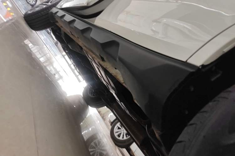 Used Geely Auto Vision X6 2018 1.4T CVT 4G Connected Flagship Edition Left Side Sill