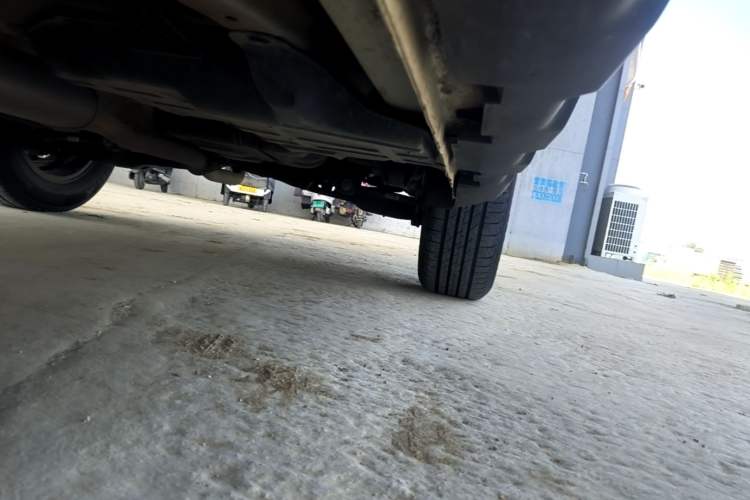 Used Geely Auto Vision X6 2018 1.8L Manual 4G Connect Luxury Edition Left Side Sill