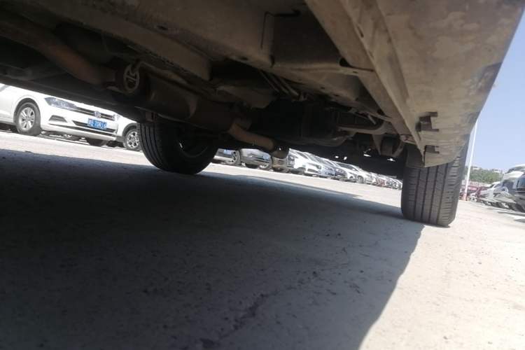 Used Geely Auto Vision X6 2018 1.4T CVT 4G Connected Luxury Version Left Side Sill