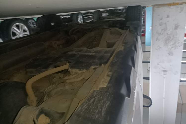 Used Geely Auto Vision X6 2018 1.8L Manual 4G Connect Luxury Edition Left Side Sill