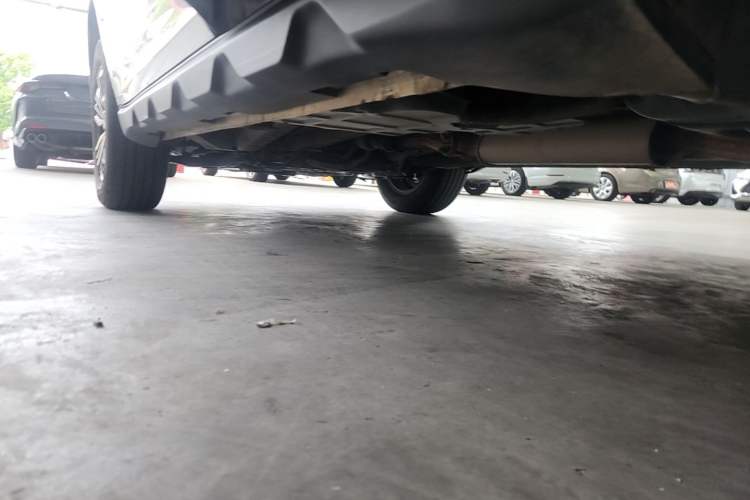 Used Geely Auto Vision X6 2018 1.8L Manual 4G Connect Luxury Edition Left Side Sill
