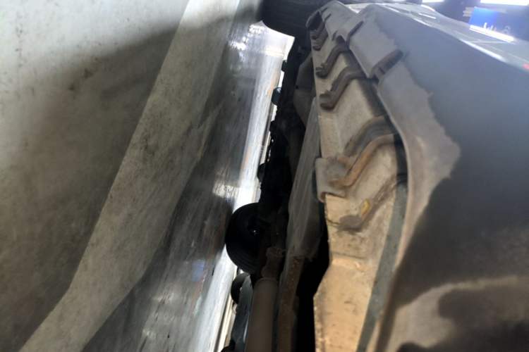 Used Geely Auto Vision X6 2018 1.4T CVT 4G Connected Flagship Edition Left Side Sill