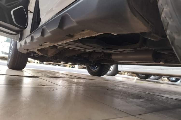 Used Geely Auto Vision X6 2018 1.4T CVT 4G Connected Flagship Edition Left Side Sill