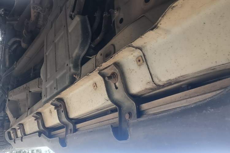 Used Geely Auto Vision X6 2018 1.8L Manual 4G Connect Luxury Edition Left Side Sill