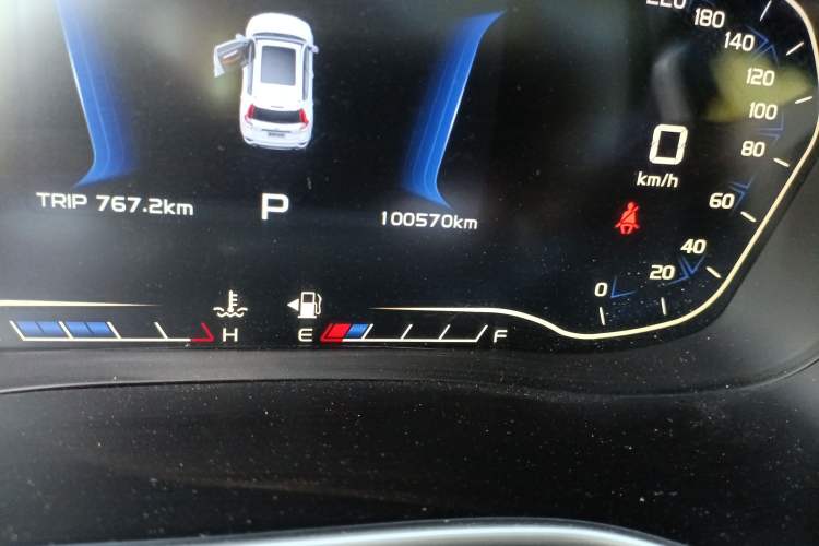 Used Geely Auto Vision X6 2018 1.4T CVT 4G Connected Flagship Edition Odometer Close Up
