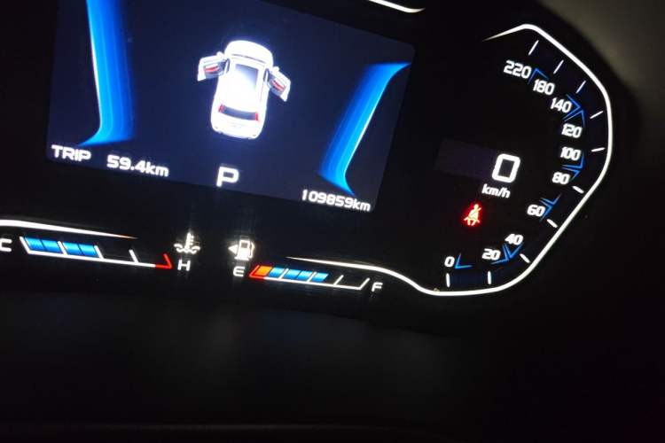 Used Geely Auto Vision X6 2018 1.4T CVT 4G Connected Flagship Edition Odometer Close Up