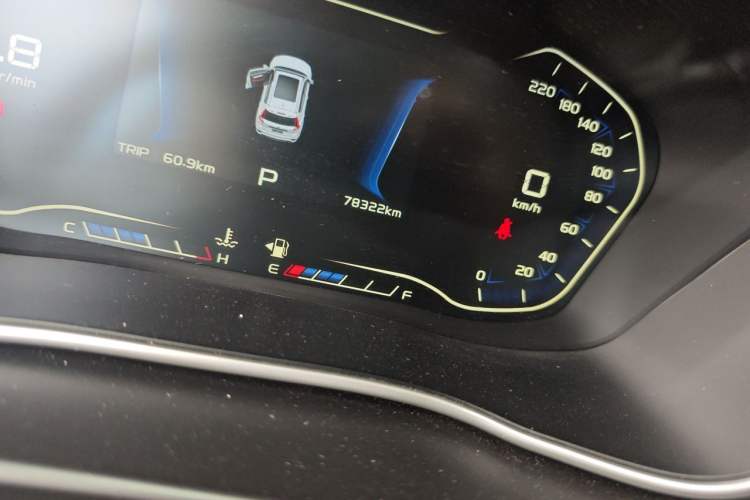 Used Geely Auto Vision X6 2018 1.4T CVT 4G Connected Luxury Version Odometer Close Up