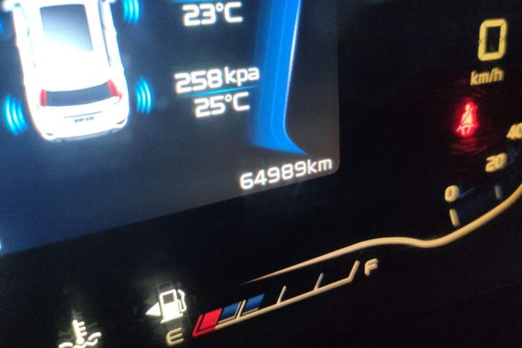 Used Geely Auto Vision X6 2018 1.8L Manual 4G Connect Luxury Edition Odometer Close Up