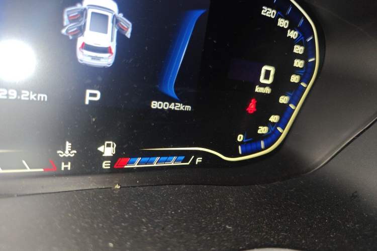 Used Geely Auto Vision X6 2018 1.4T CVT 4G Connected Flagship Edition Odometer Close Up