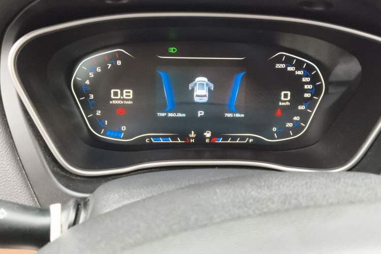 Used Geely Auto Vision X6 2018 1.4T CVT 4G Connected Luxury Version Odometer Close Up