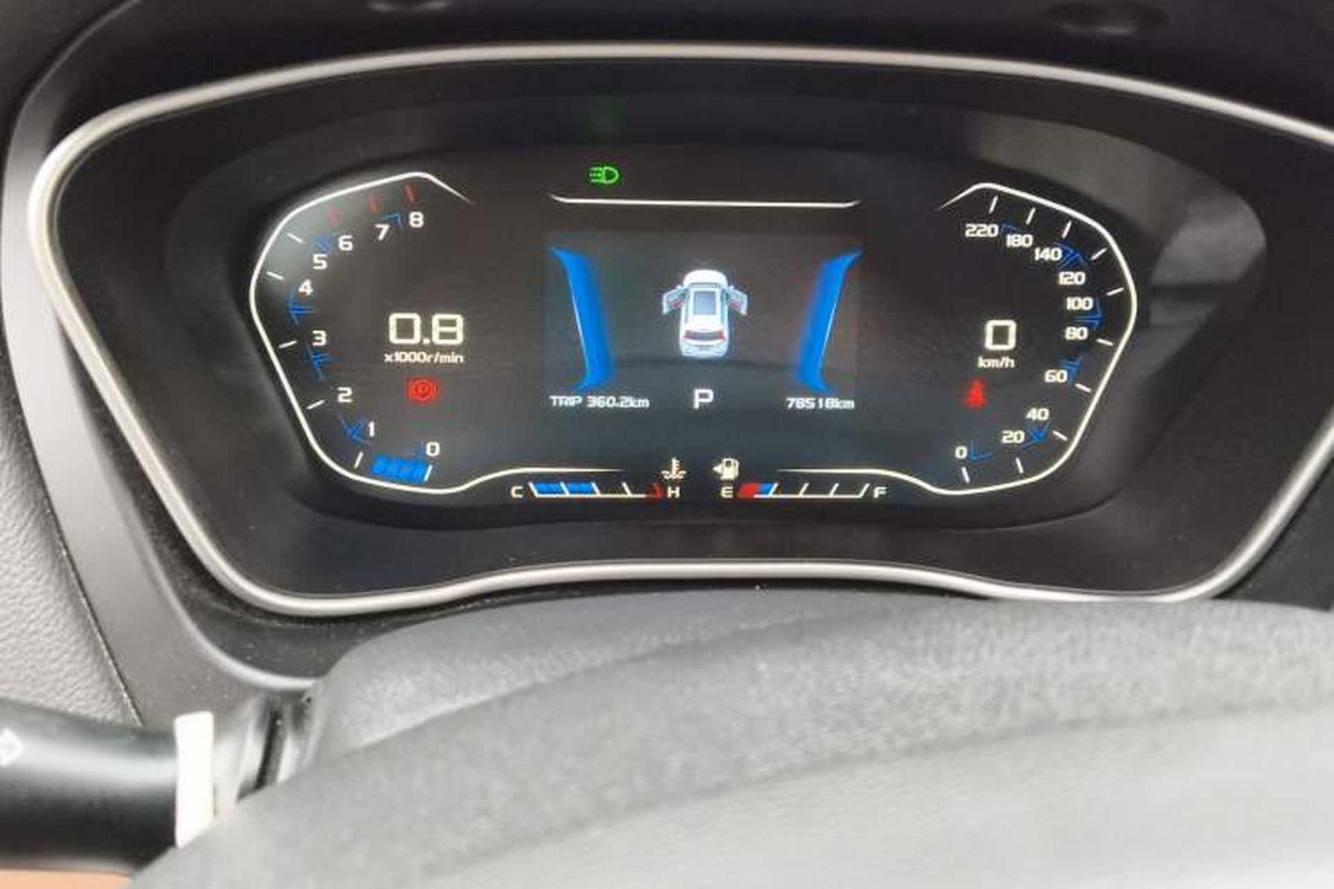 Used Geely Auto Vision X6 2018 1.4T CVT 4G Connected Luxury Version Odometer Close Up