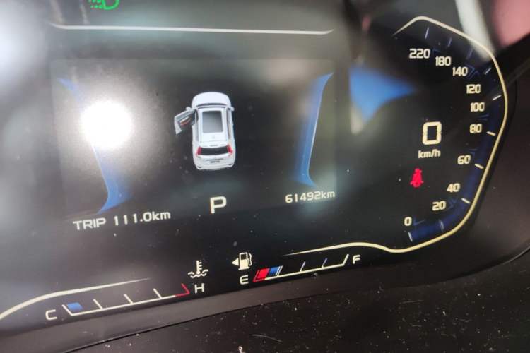 Used Geely Auto Vision X6 2018 1.4T CVT 4G Connected Flagship Edition Odometer Close Up