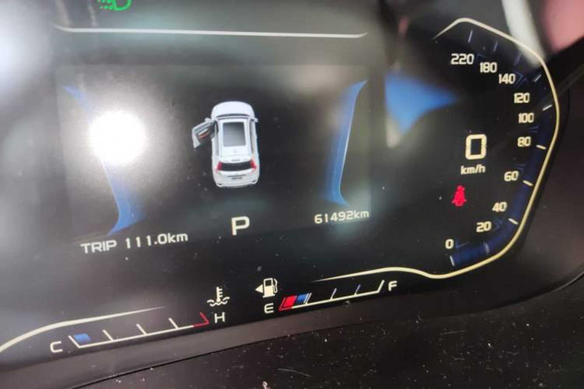 Used Geely Auto Vision X6 2018 1.4T CVT 4G Connected Flagship Edition Odometer Close Up