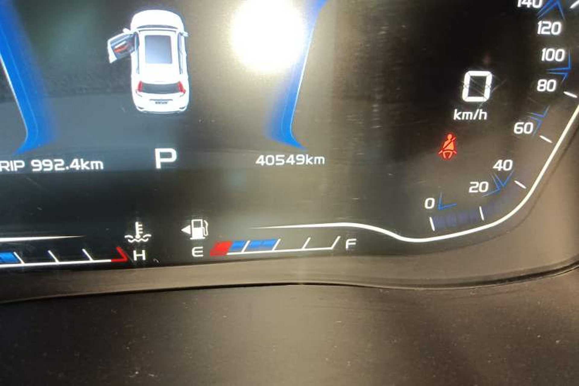 Used Geely Auto Vision X6 2018 1.4T CVT 4G Connected Flagship Edition Odometer Close Up