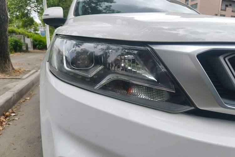 Used Geely Auto Vision X6 2018 1.4T CVT 4G Connected Flagship Edition Right Front Headlight