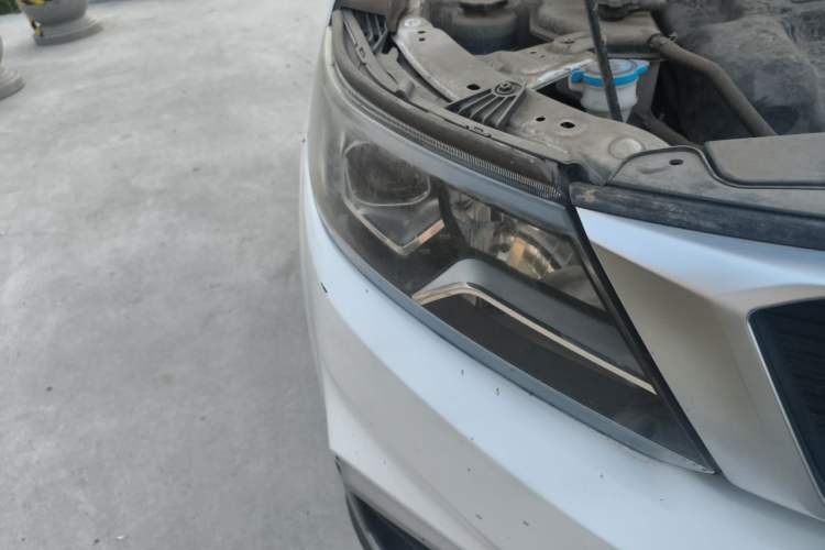 Used Geely Auto Vision X6 2018 1.8L Manual 4G Connect Luxury Edition Right Front Headlight