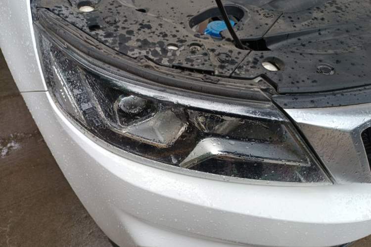 Used Geely Auto Vision X6 2018 1.4T CVT 4G Connected Flagship Edition Right Front Headlight