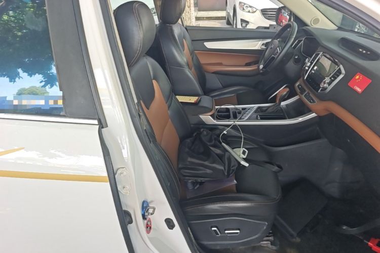Used Geely Auto Vision X6 2018 1.4T CVT 4G Connected Flagship Edition Right Front Seat